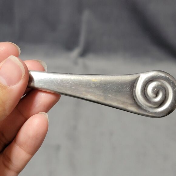 4 Robert Welch Ammonite 18/10 Stainless Butter Knife Flat Handle - Picture 8 of 9